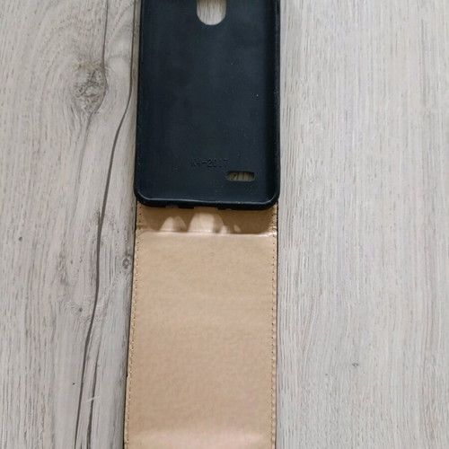 Phone case like new, unknown model