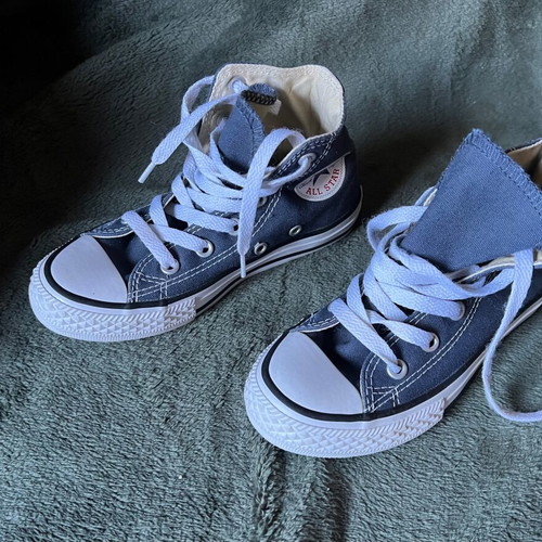 Converse All Star Athletic Shoes new, size 29, blue