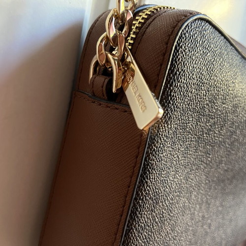 Michael Kors Jet Set Large East West Crossbody bag like new, brown/tan