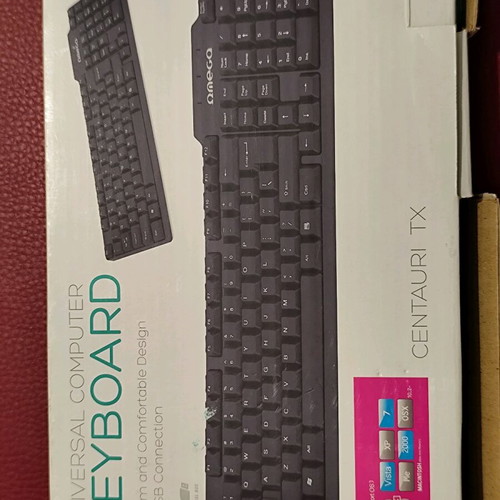 Omega OK05TGR Greek Keyboard Like New