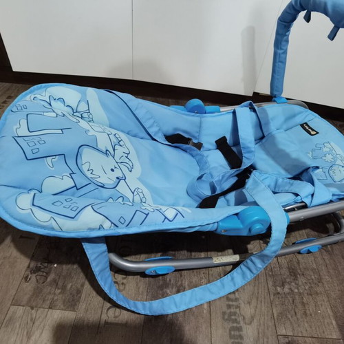 Bertoni Baby Bouncer used, blue