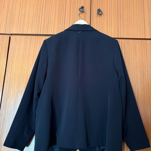 Women's black suit jacket size M like new