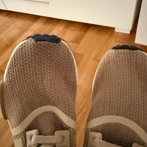 Adidas sneakers like new, size 40, beige