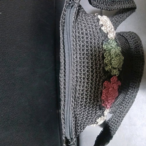 Crossbody bag women new with knitted flowers black