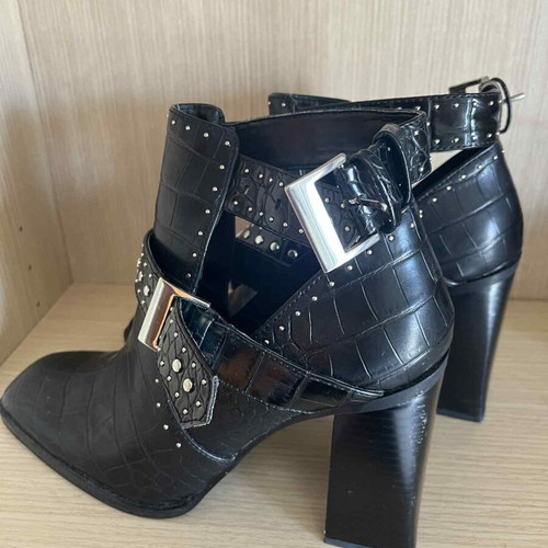 Zara black ankle boots size 40 like new