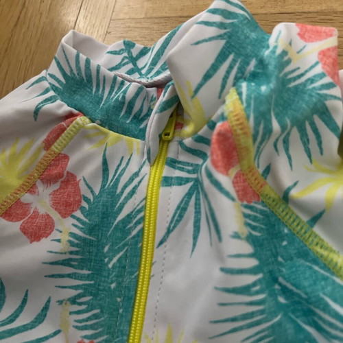 Swimsuit like new, size 92 cm, colorful