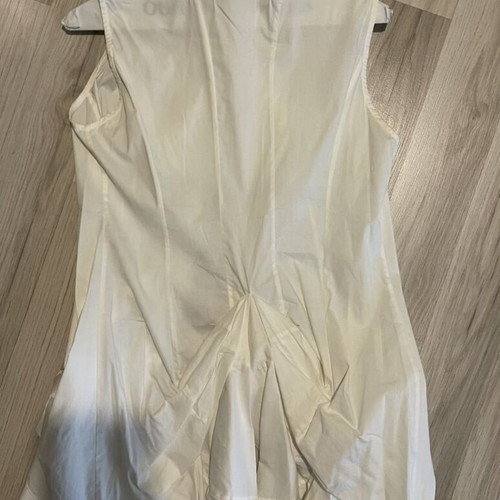 Guess sleeveless tuxedo shirt like new, white, size L