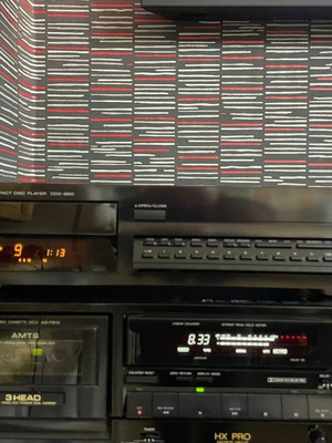Yamaha CDX-880 CD Player like new