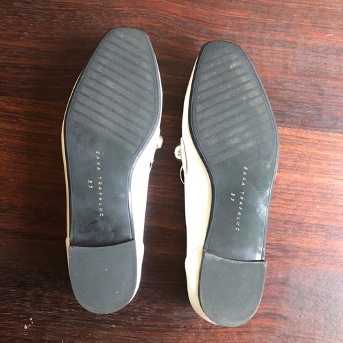 Zara white moccasins with silver studs new, size 37