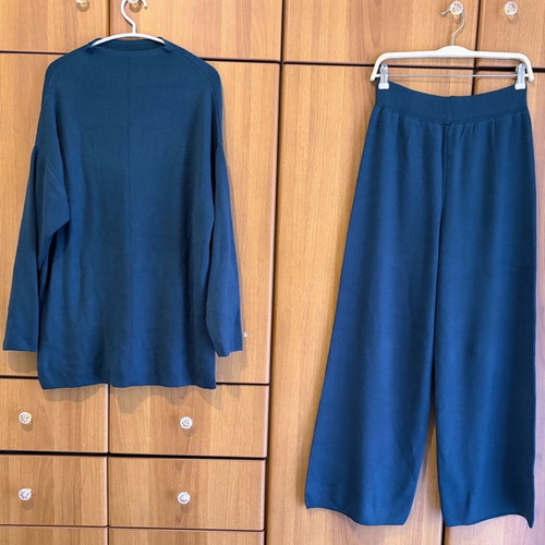 Knitted set used, dark petrol color, one size cotton
