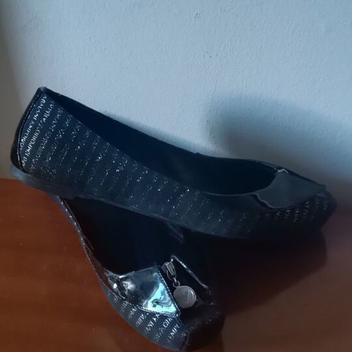 Emporio Armani ballerinas size 38 like new, black with silver details