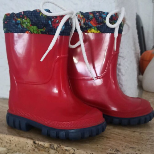 Parex children's rain boots size 22 new with laces
