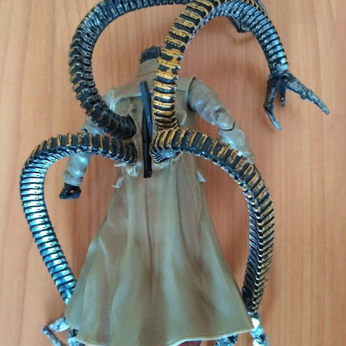 Doctor Octopus figure 16 cm Toy Biz Marvel Legends used, moderate condition