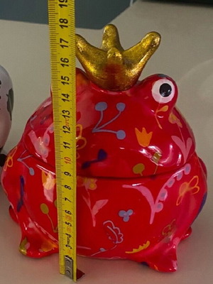 Decorative frog biscuit jar new