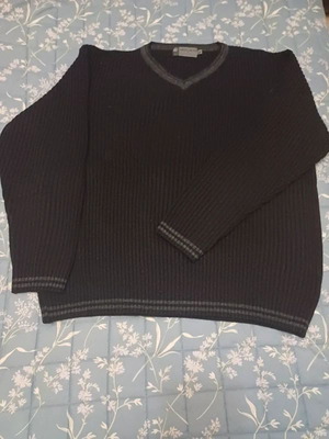 Americanino Black V-Neck Sweater Like New Size L