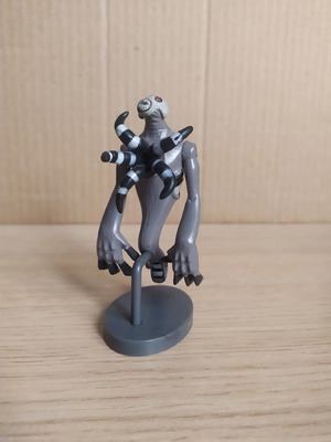 Ben 10 Ghostfreak Battle Version figure 9 cm used