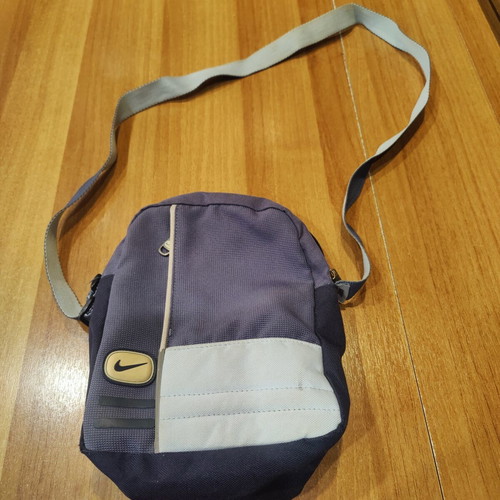 Nike crossbody bag used, blue