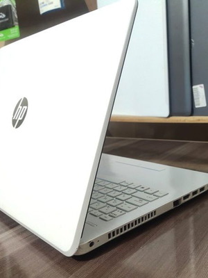 Laptop HP 15-bw0xx μεταχειρισμένο, 15,6'' λευκό, AMD A4, 8GB, SSD 512GB
