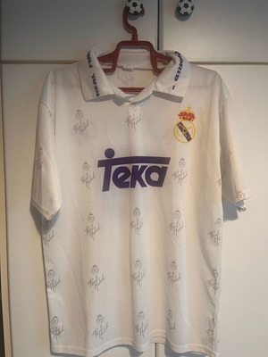 Real Madrid appearance Roberto Carlos