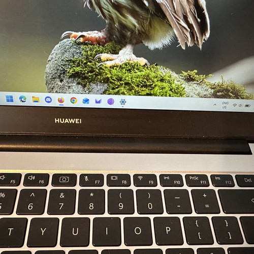 Huawei Matebook D14 laptop like new, AMD Ryzen, 8GB RAM, 500GB SSD
