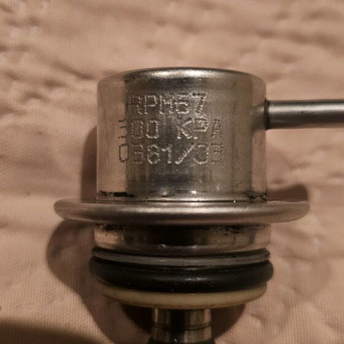 RPM67 Weber fuel pressure regulator like new
