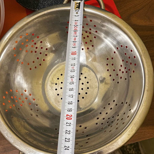 Cooking utensils like new set with microwave cover, grill rack, strainer, cake pan, grater