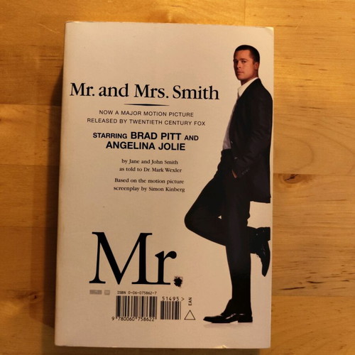 Mr. and Mrs. Smith book used in Greek