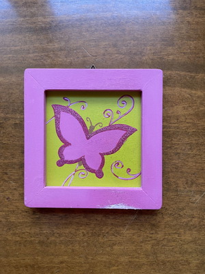 Children's decorative frame used with damages