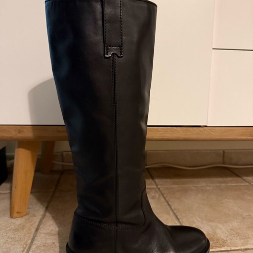 Zara black leather riding boots like new, size 39