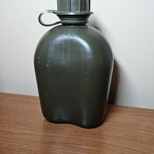 Military Canteen Flask 1lt like new