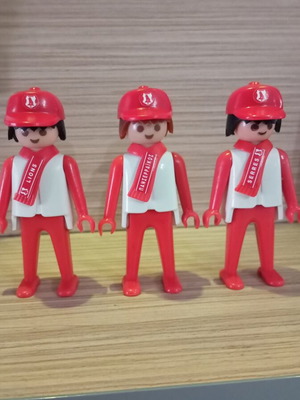 Playmobil φίλαθλοι Πανσερραϊκού σαν καινούργιο, φιγούρες 1974