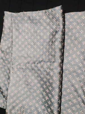 Pillowcases 40x40 like new with zipper