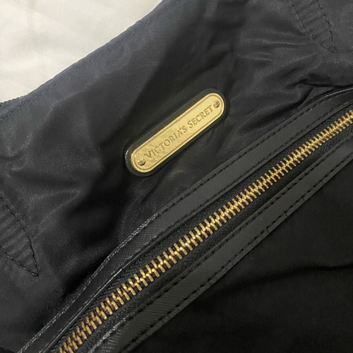 Victoria's Secret shoulder bag used with gold details and leopard inside