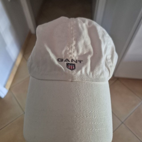 Gant hat like new, white, size S