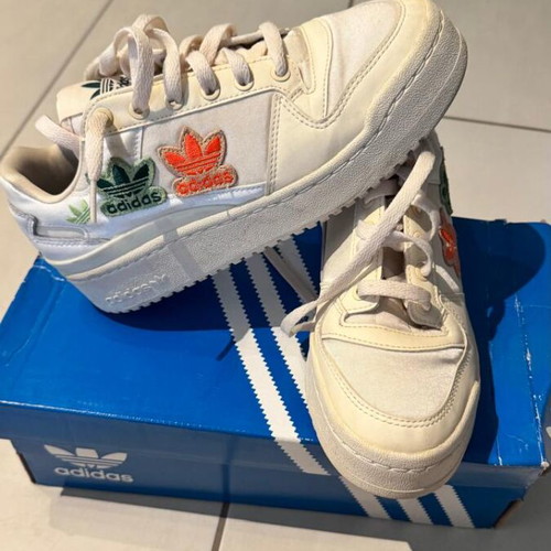 Adidas αθλητικά παπούτσια μεταχειρισμένα, μέγεθος 38, άσπρα