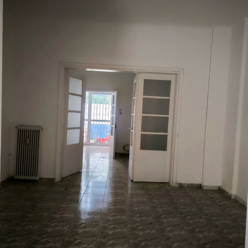 Ground floor apartment 51 sqm in Aigaleo with balcony and pets allowed