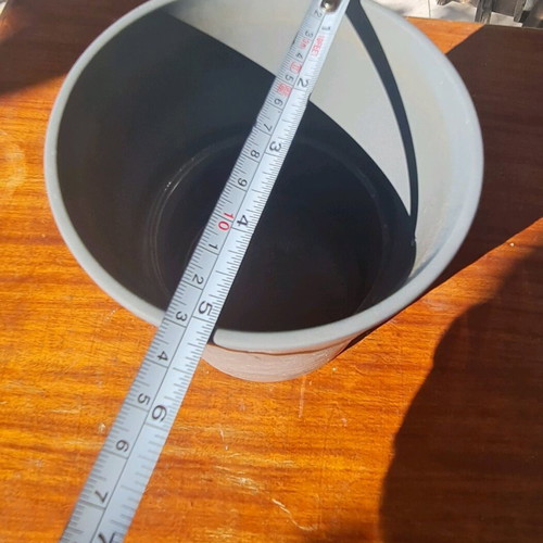 Small ceramic flowerpot with glazing, like new, no drainage hole