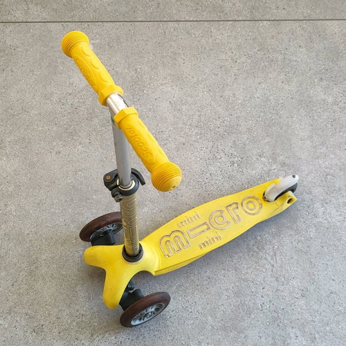 Micro Mini Deluxe Led kids scooter used for ages 2-5