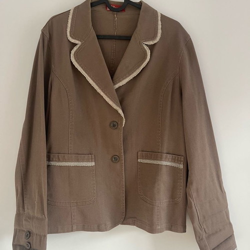 Brown jacket used with lace no XL
