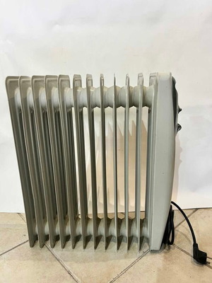 Ηλεκτρικό καλοριφέρ λαδιού REX Eurotherm 2400W μεταχειρισμένο