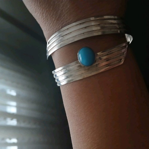 Large bracelet made of 1000 silver with turquoise like new