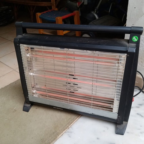 Kumtel Halogen Quartz Heater like new, 1500W, 3 lamps