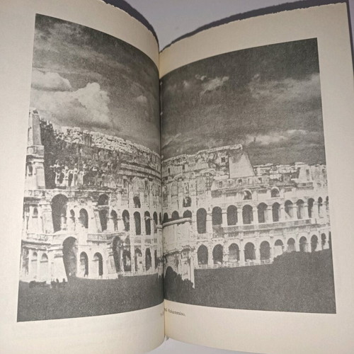 The Daily Life in Rome at the Height of the Empire used