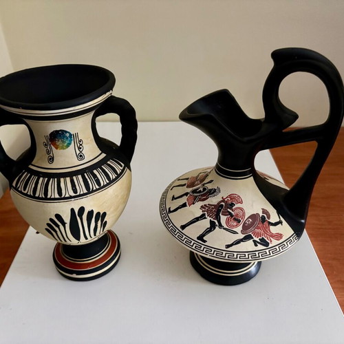 Ceramic decorative replicas like new