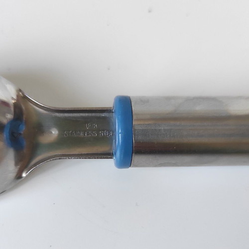 Ice cream scoop like new