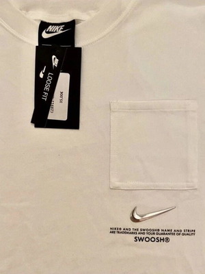 Nike άσπρη κοντομάνικη oversized μπλούζα καινούργια, μέγεθος M