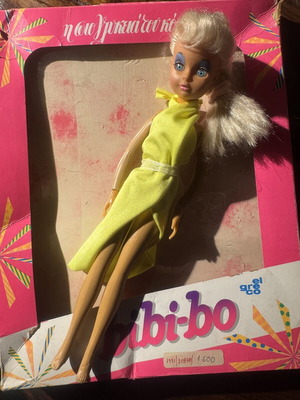 Bibibo B period party doll with original party dress