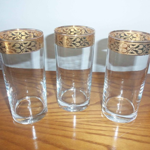 Water glasses used, set of 3, hand-blown glass with gold rim 6x14 cm