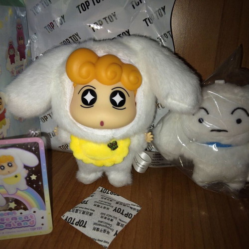 Top Toy Crayon Shinchan & Cinnamoroll Amusement Dreamland set new
