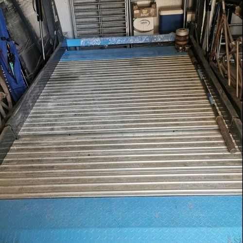 Parking lift for two cars automatic system